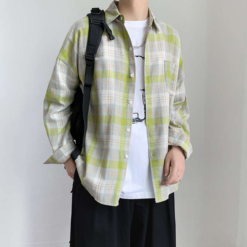 チェック柄ファッション 軽やかな大格子柄シャツ