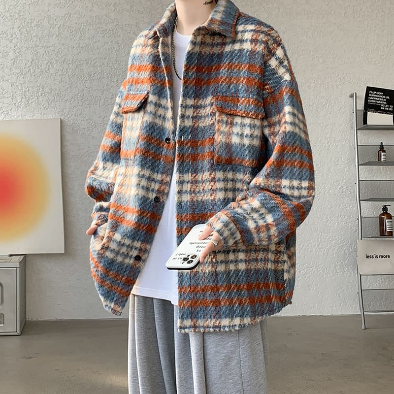 チェック柄ファッション もこもこ素材のチェック柄シャツジャケット