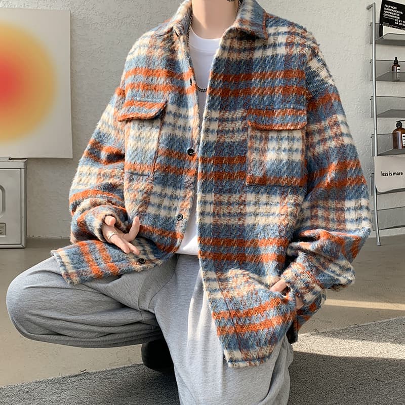 チェック柄ファッション もこもこ素材のチェック柄シャツジャケット